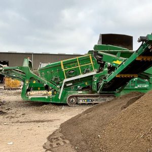 McCloskey R105 Scalping Screen