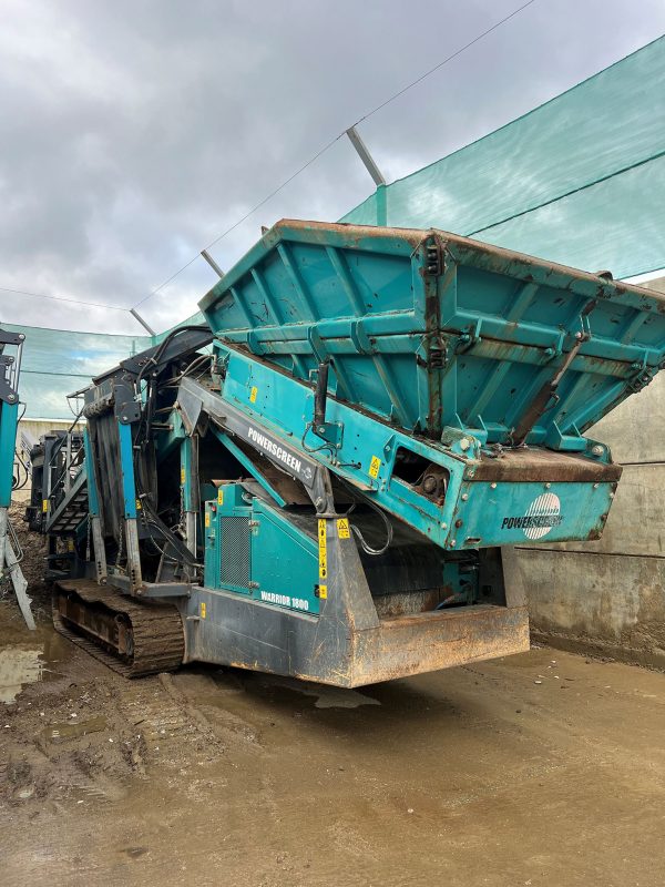 Powerscreen Warrior 1800 Scalping Screen