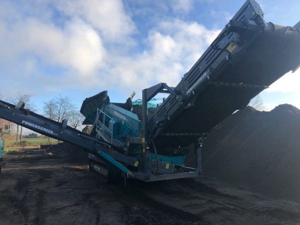 Powerscreen Warrior 1800 Scalping Screen