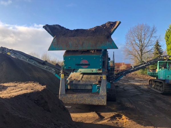 Powerscreen Warrior 1800 Scalping Screen